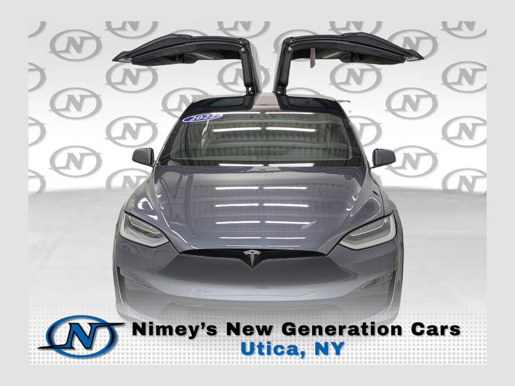 2022 Tesla Model X Long Range's photo