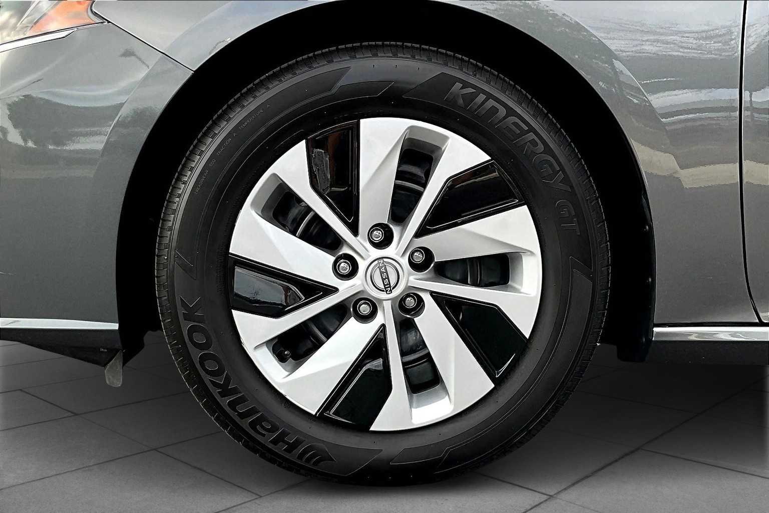 Used 2025 Gun Metallic Nissan S image 10