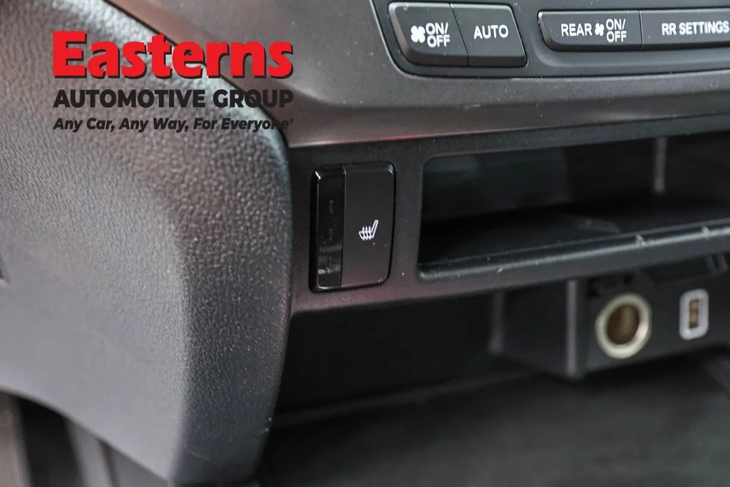 Used 2021 White Honda EX image 21