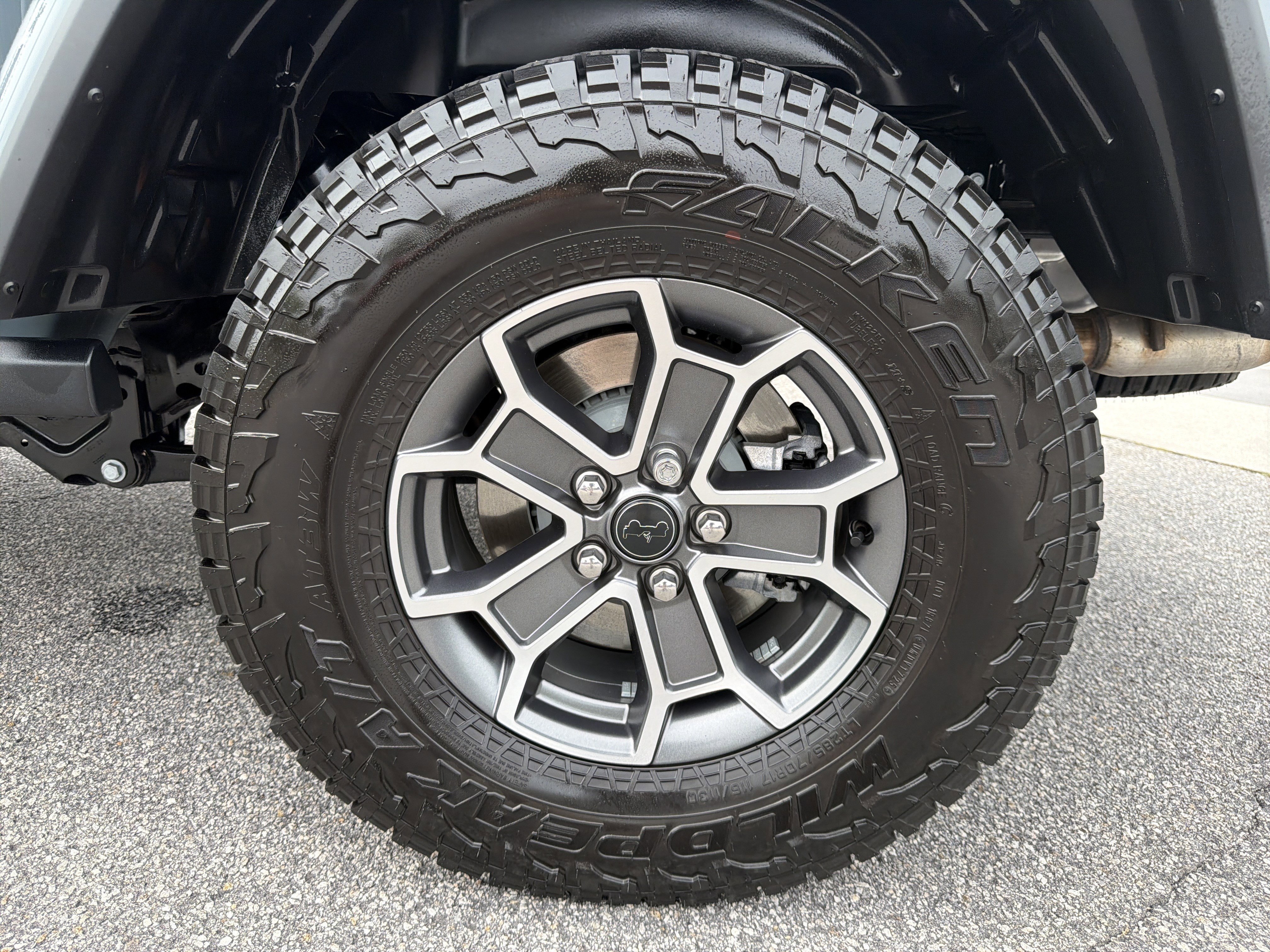 Used 2025 Anvil Clearcoat Jeep Mojave image 30