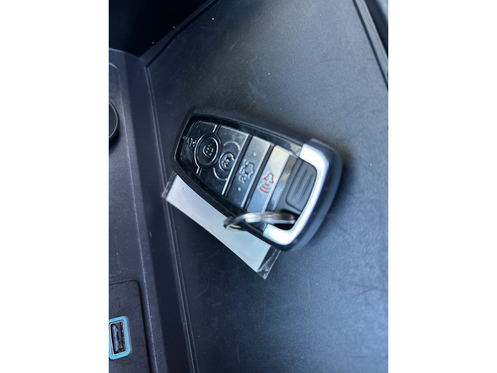 Used 2025 Iconic Silver Metallic Ford EcoBoost Premium image 25