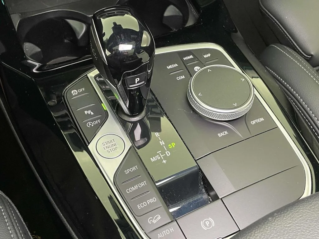 Used 2023 Gray BMW xDrive30i image 30