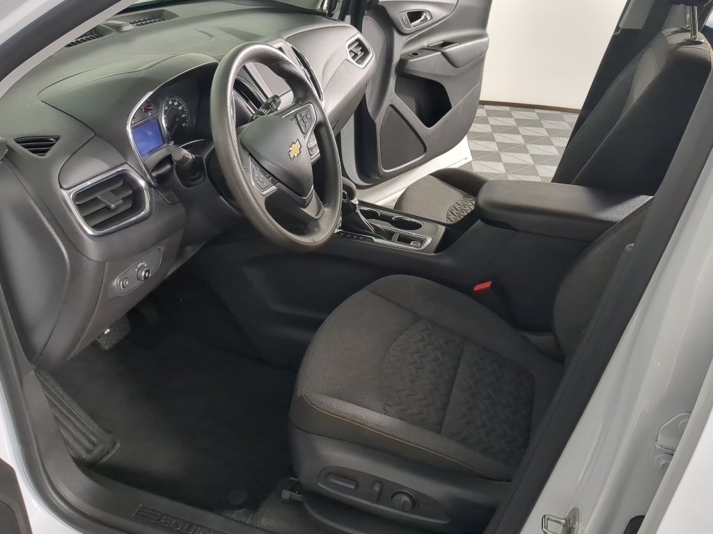 Used 2023 Summit White Chevrolet LT image 10