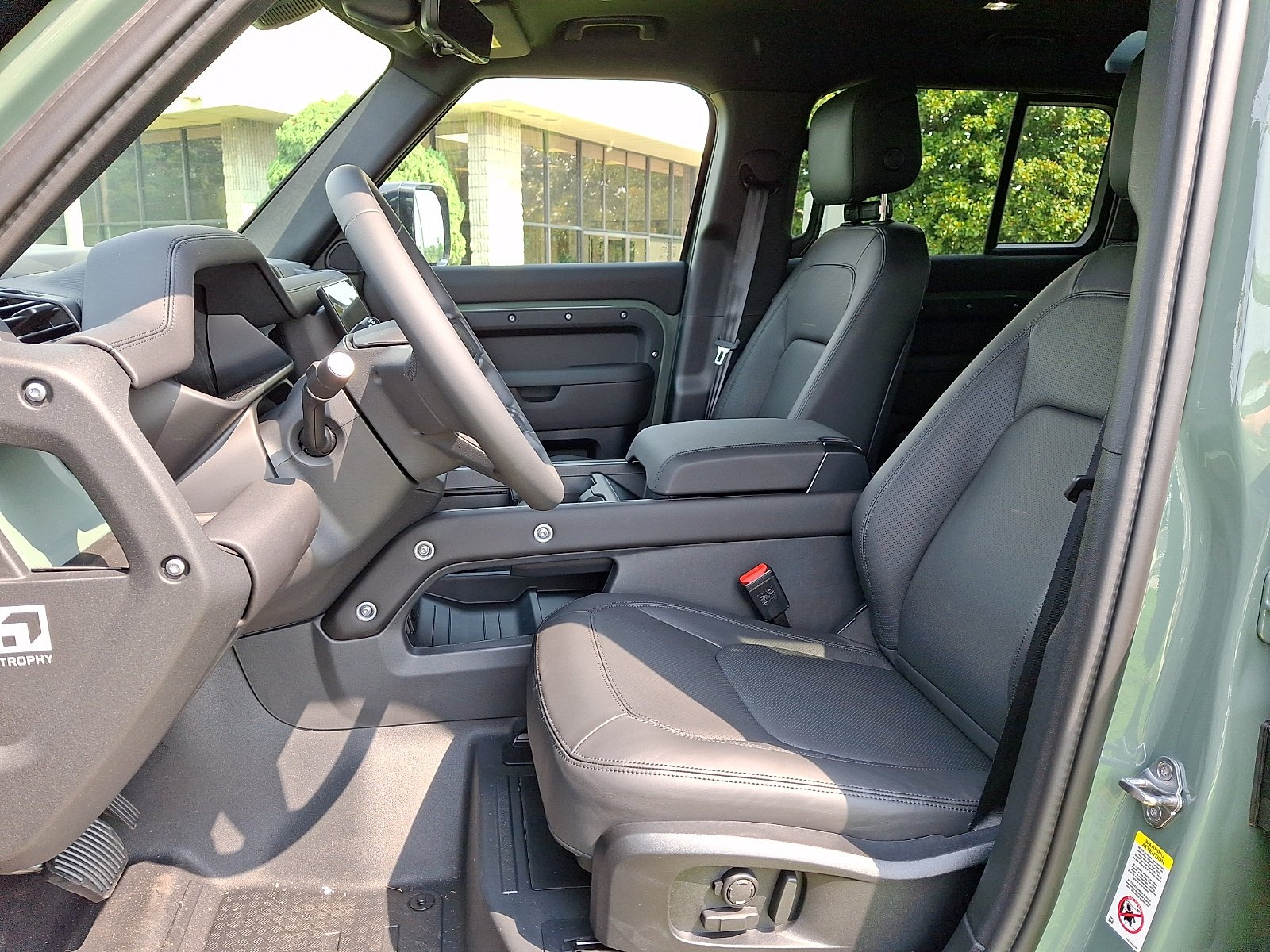 New 2026 Keswick Green Land Rover Trophy Edition Keswick image 9