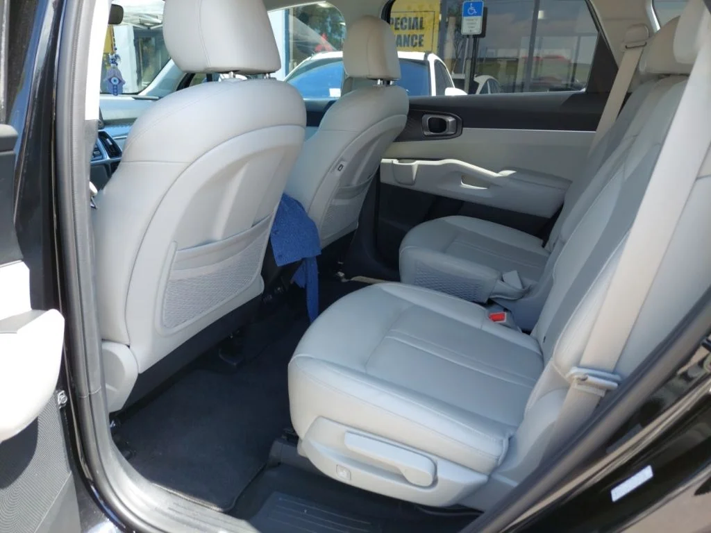 Used 2023 Aurora Black Kia EX image 11