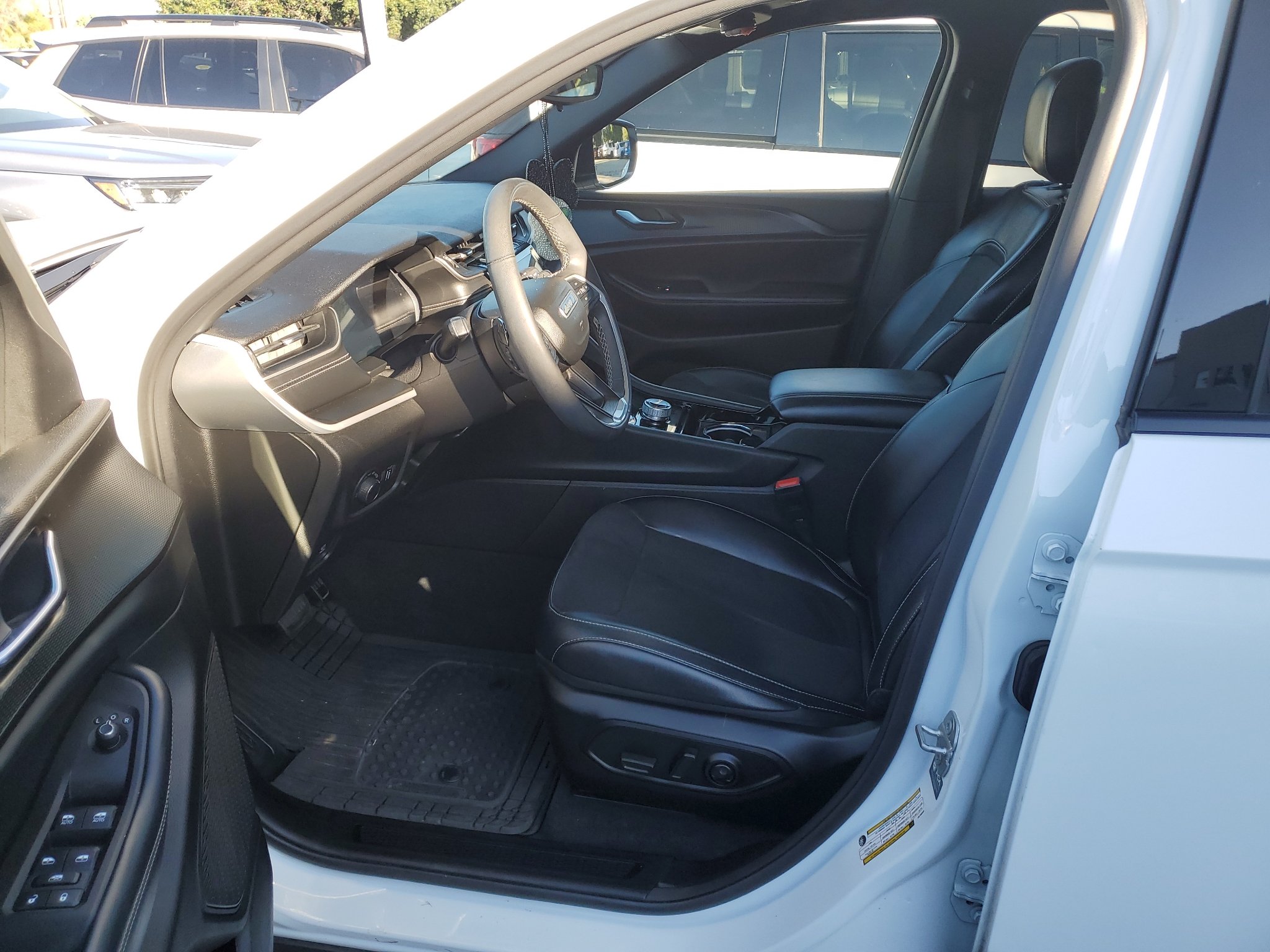 Used 2023 Bright White Clearcoat Jeep Altitude image 6