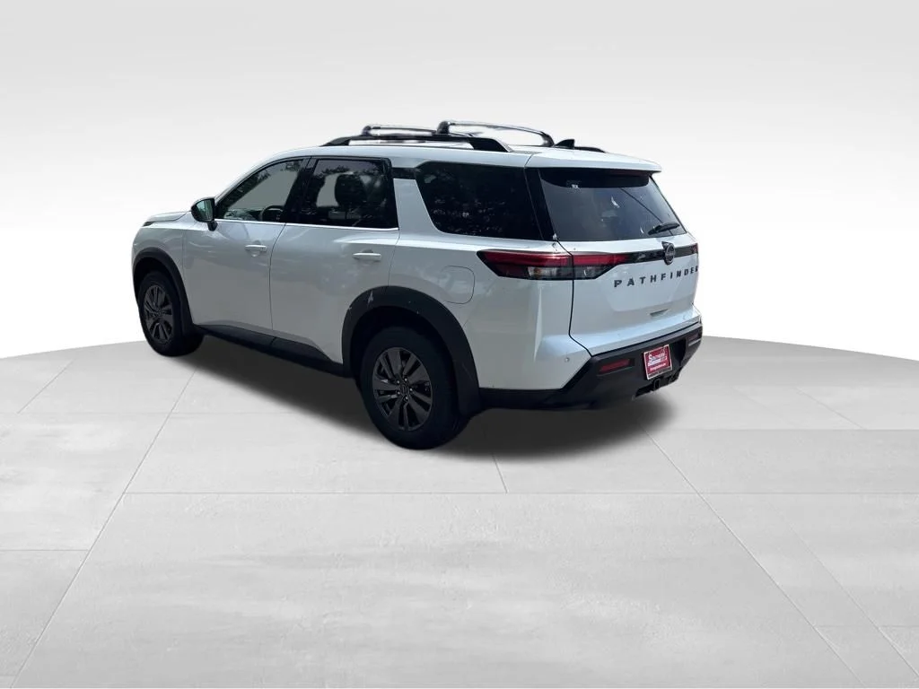 New 2026 Everest White Pearl TriCoat Nissan SV image 2