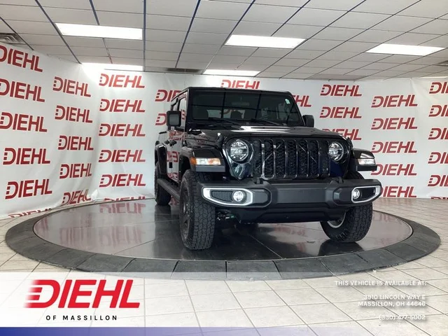 2022 Jeep Gladiator Sport