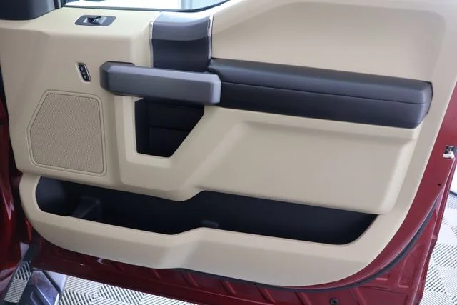 Used 2016 Red Ford XLT image 25