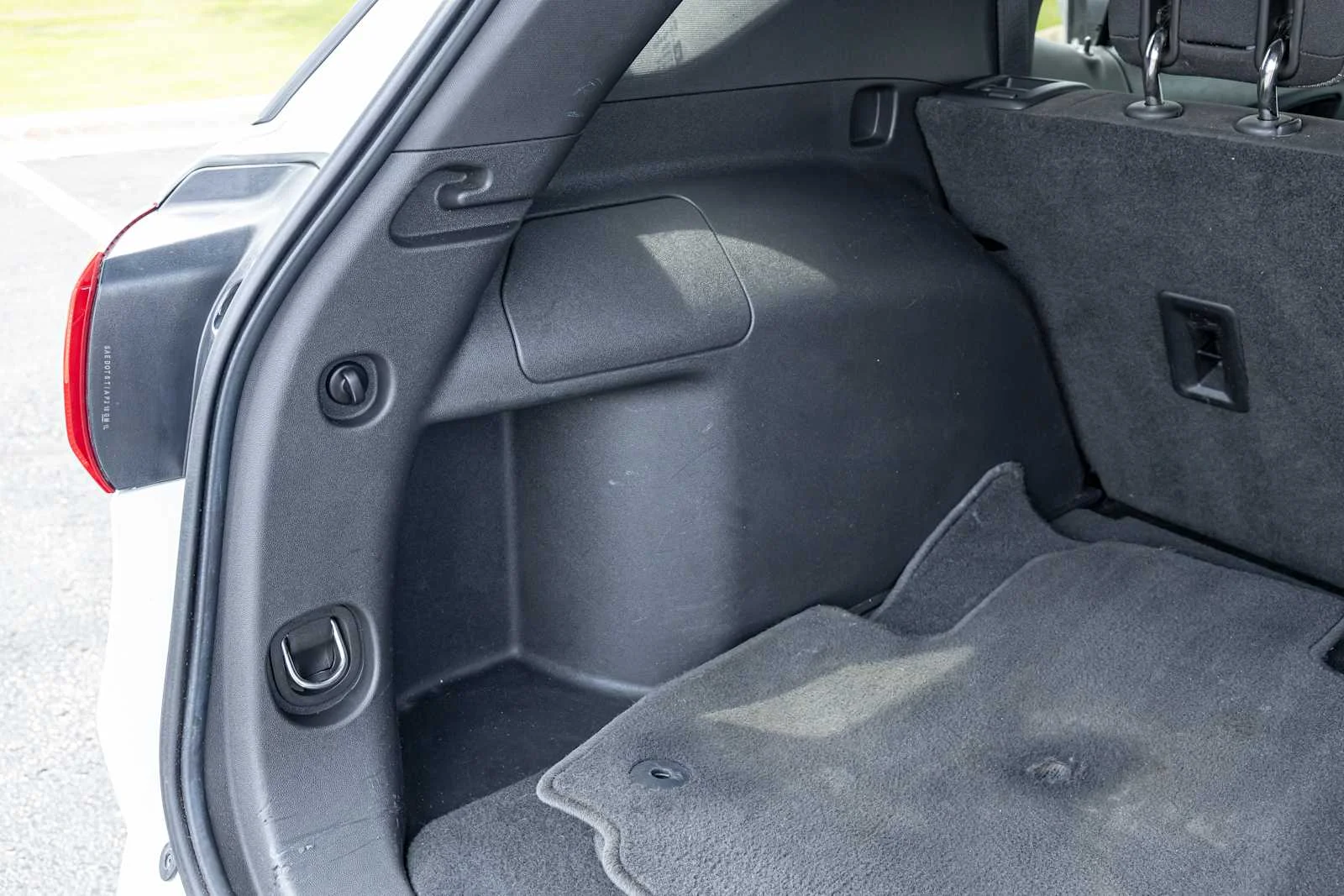 Used 2019 SUMMIT WHITE Chevrolet LT image 30