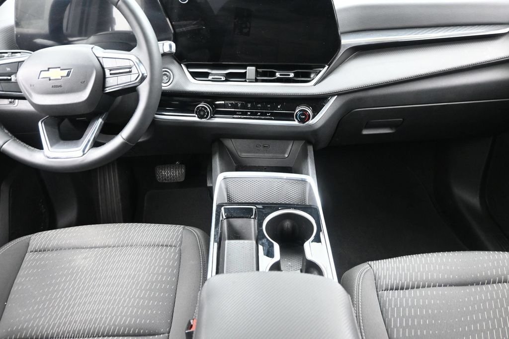 Used 2025 Gray Chevrolet LT image 15