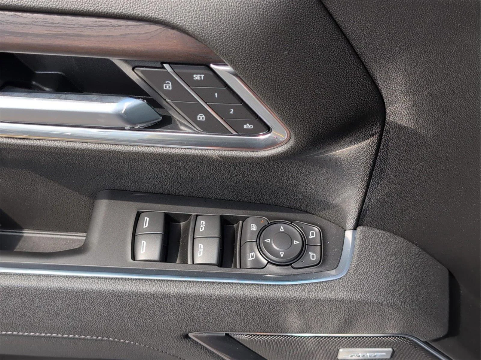 New 2026 Onyx Black GMC SLT image 27