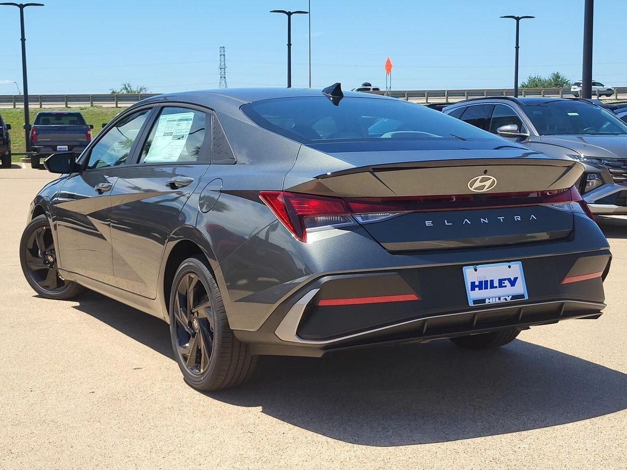 New 2026 Amazon Gray Hyundai SEL Sport image 3