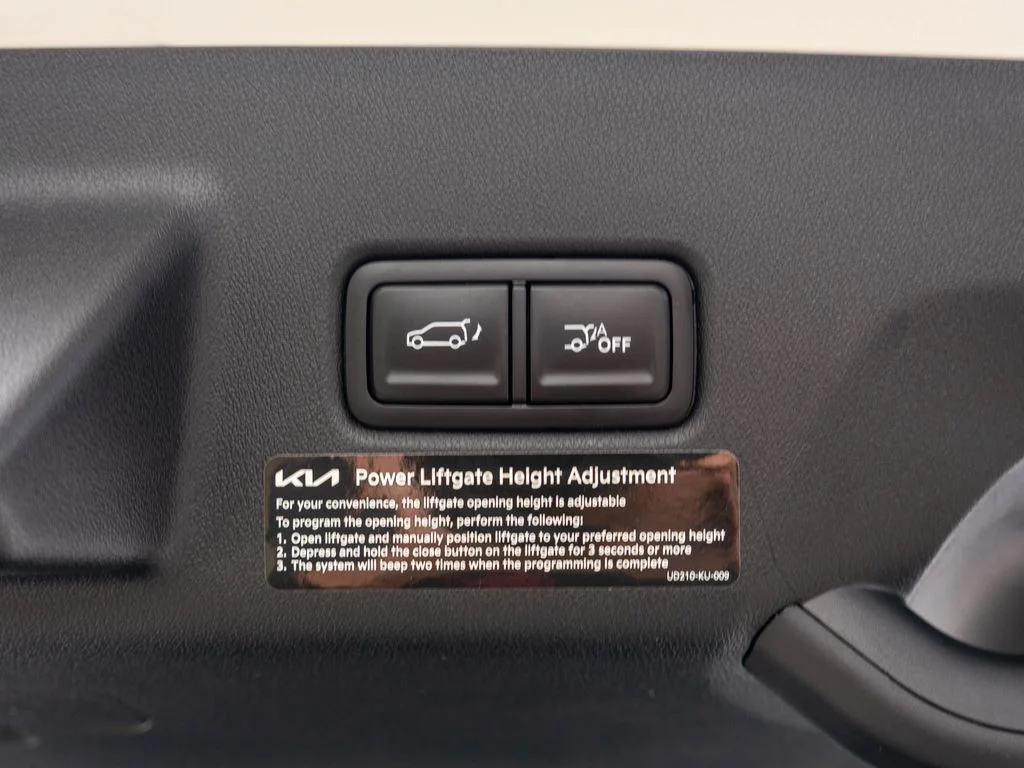 New 2027 Glacial White Pearl Kia S image 35
