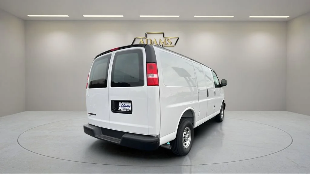 2025 Chevrolet Express Cargo Work Van - Photo 9