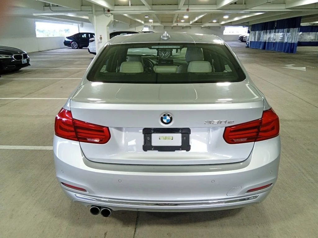 Used 2017 Glacier Silver Metallic BMW 330e iPerformance image 6