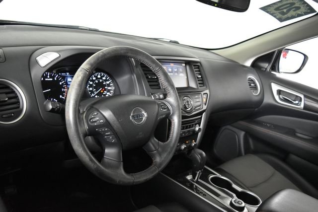 2020 Nissan Pathfinder SV - Photo 13