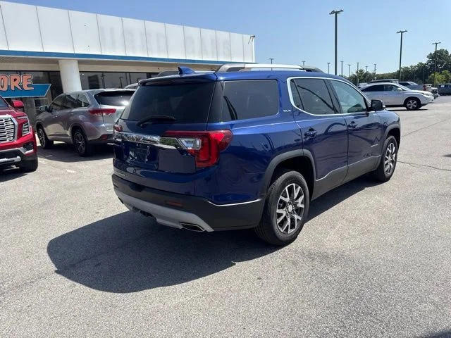 Used 2023 Blue GMC SLE image 3