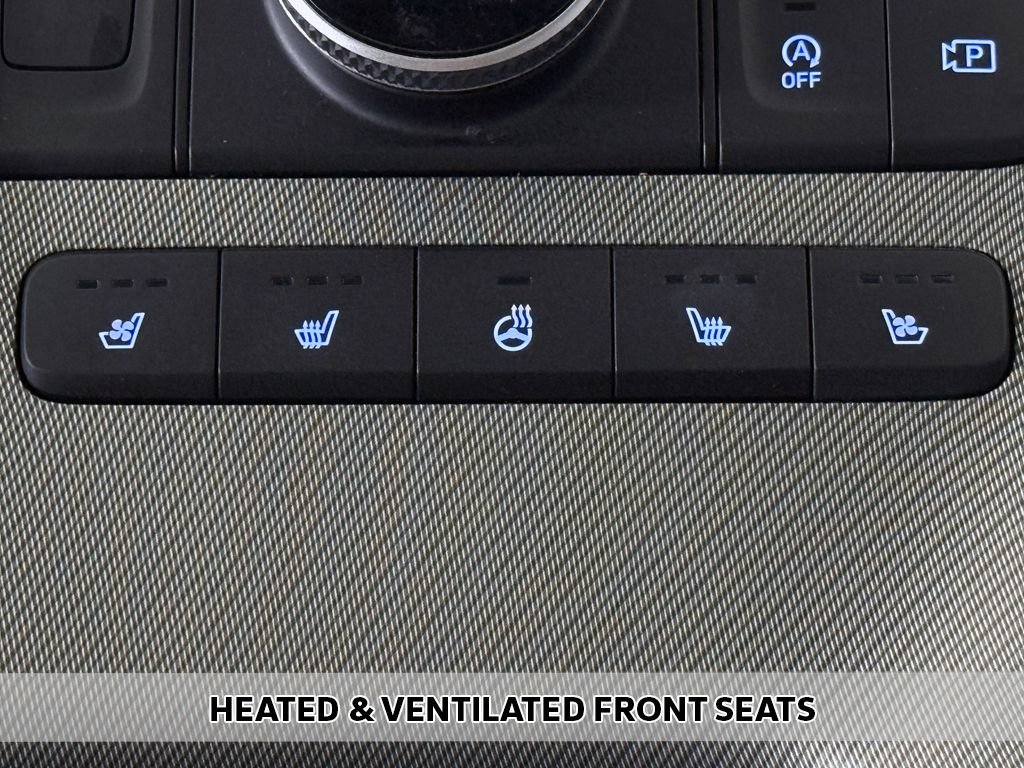 Used 2024 Black Hyundai SEL image 10