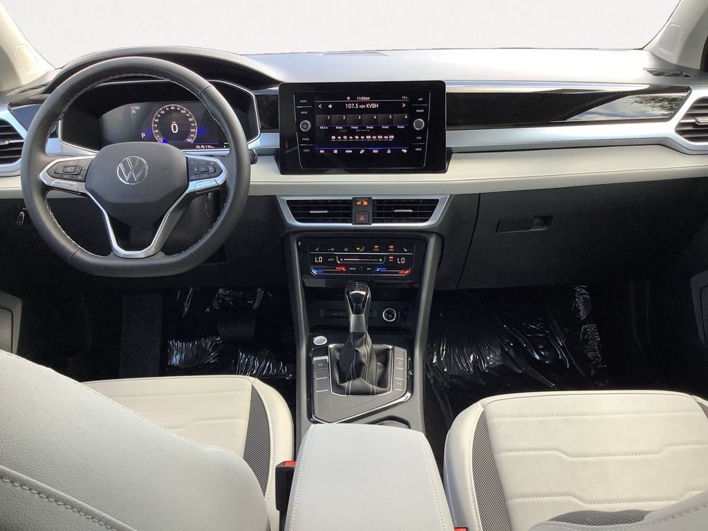 Used 2026 White Volkswagen SE image 13