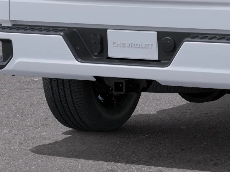 New 2026 Summit White Chevrolet RST image 21