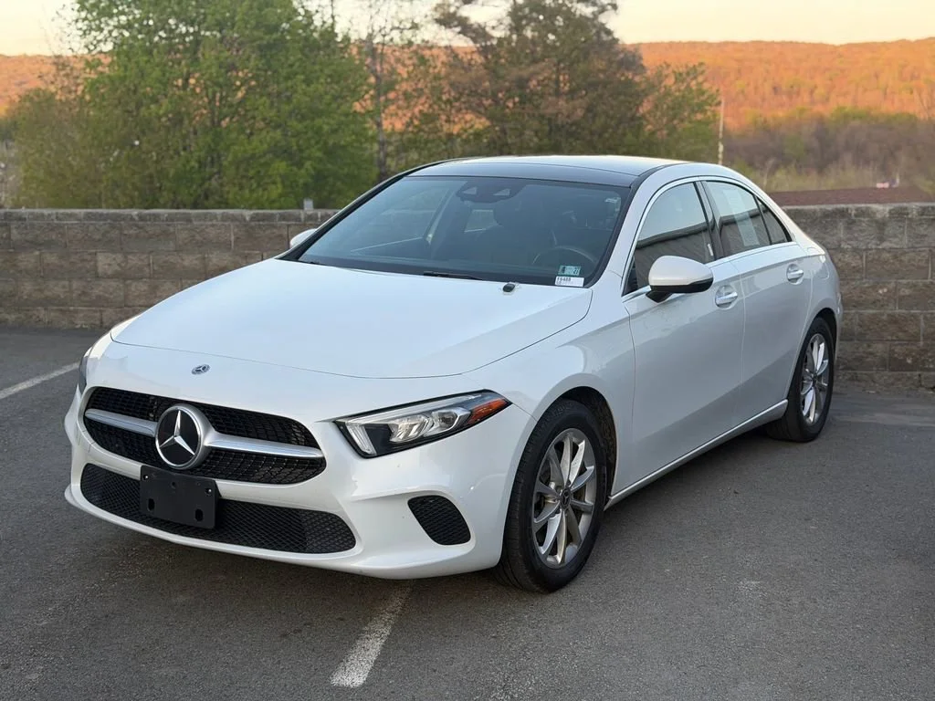2020 Mercedes-Benz A-Class A220 4MATIC's photo