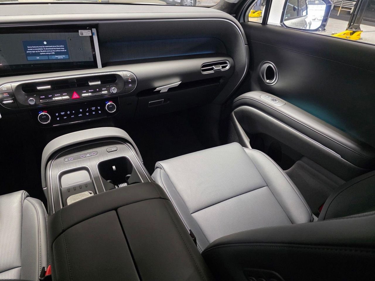 New 2026 Creamy White Pearl Hyundai Calligraphy image 18