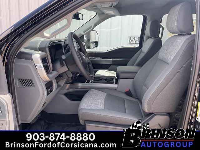 New 2026 Agate Black Metallic Ford F-250® XLT image 31