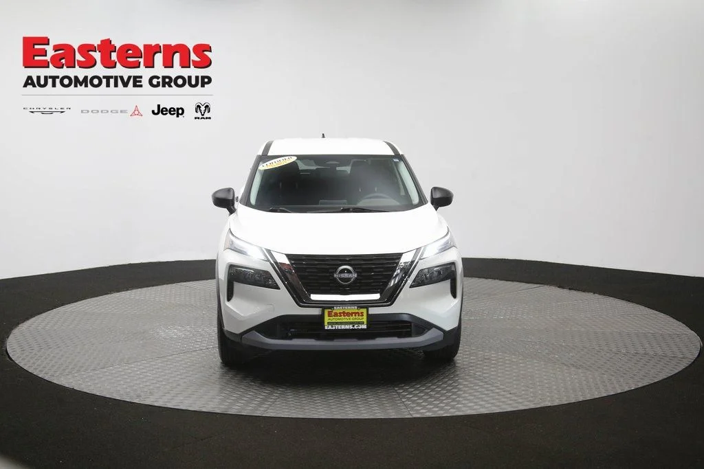 Used 2023 White Nissan S image 54