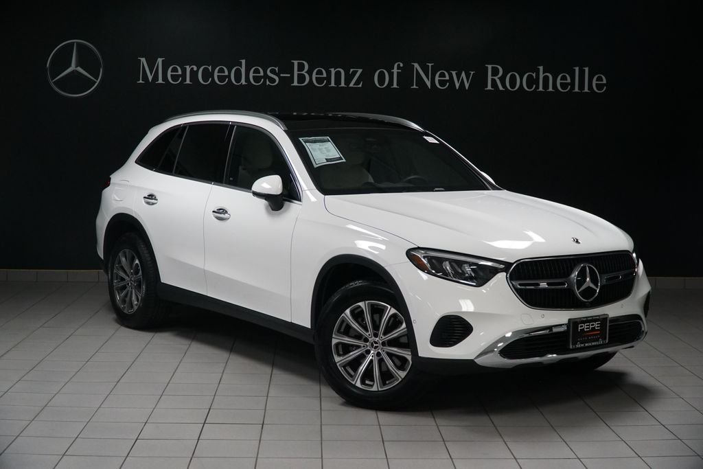 Certified Used 2026 White Mercedes-Benz GLC 300 image 1