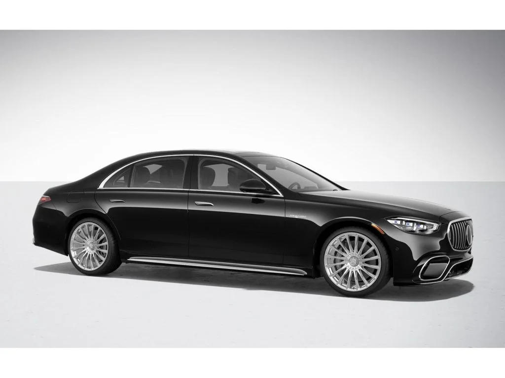 Used 2025 Black Mercedes-AMG S 63 E AMG® image 13