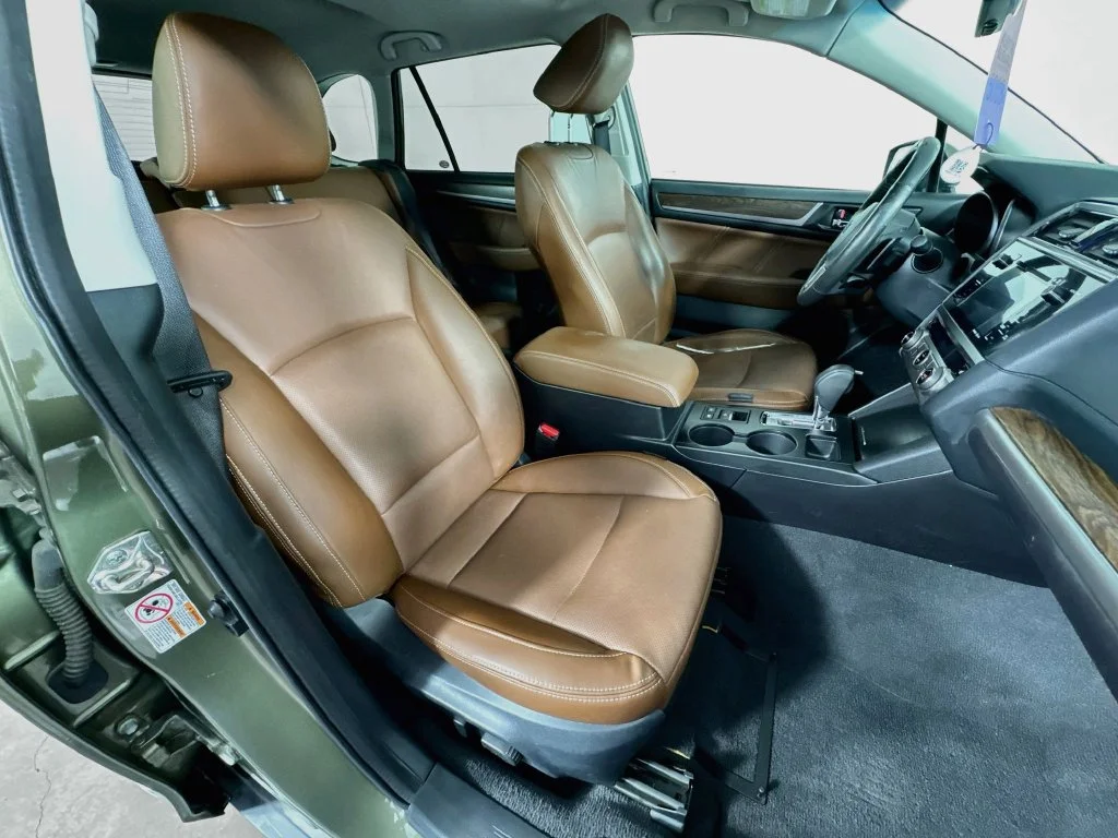 Used 2017 Green Subaru 2.5i image 36