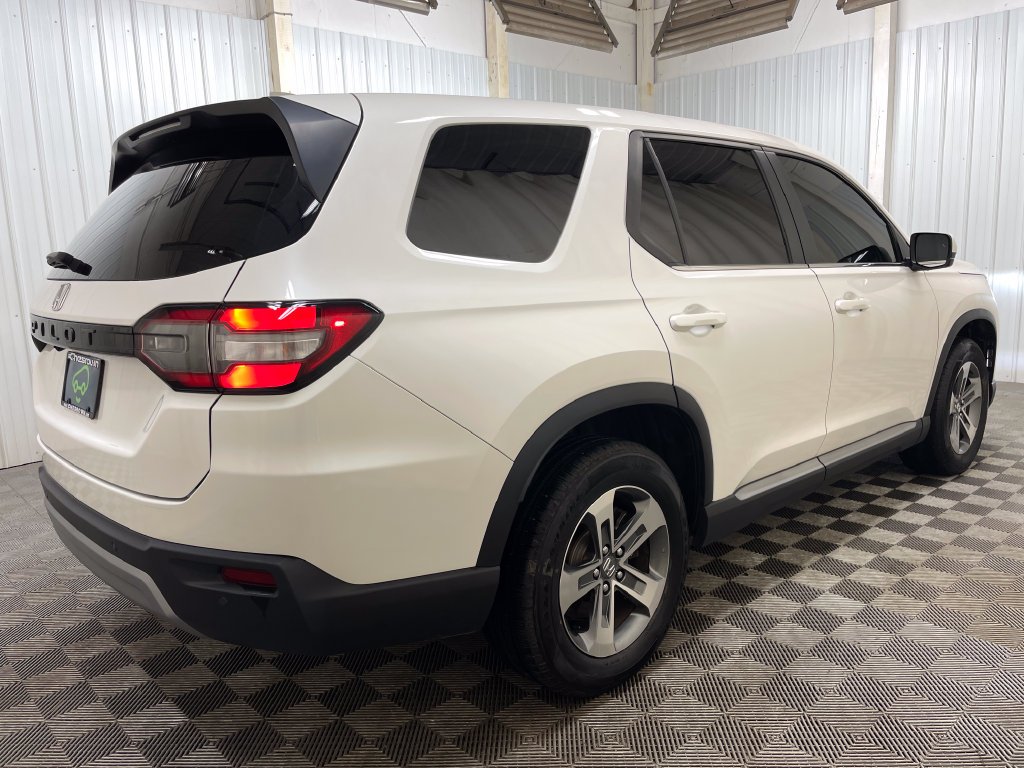 2025 Honda Pilot EX-L - Photo 18