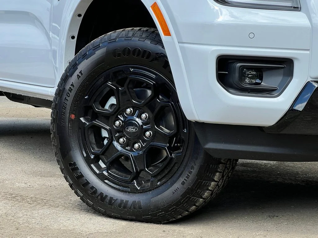 New 2026 Oxford White Ford Lariat® image 2