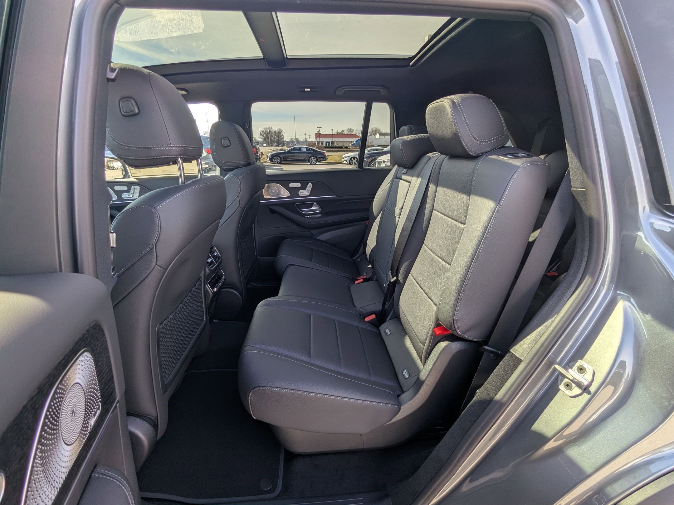 New 2026 Selenite Grey Metallic Mercedes-Benz GLS 450 image 64