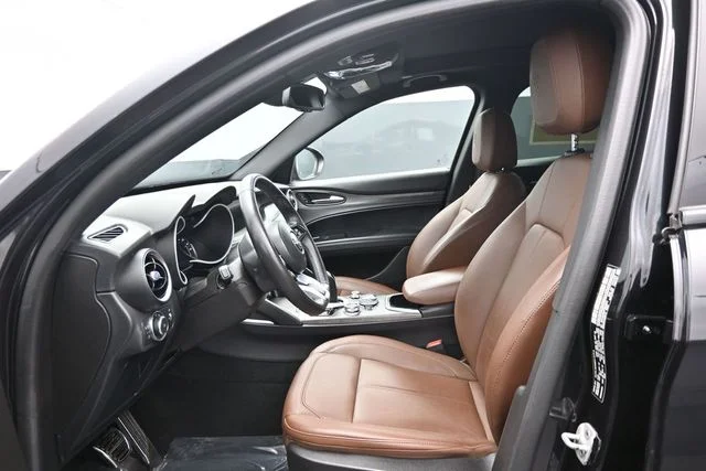 Used 2023 Black Alfa Romeo Ti image 10