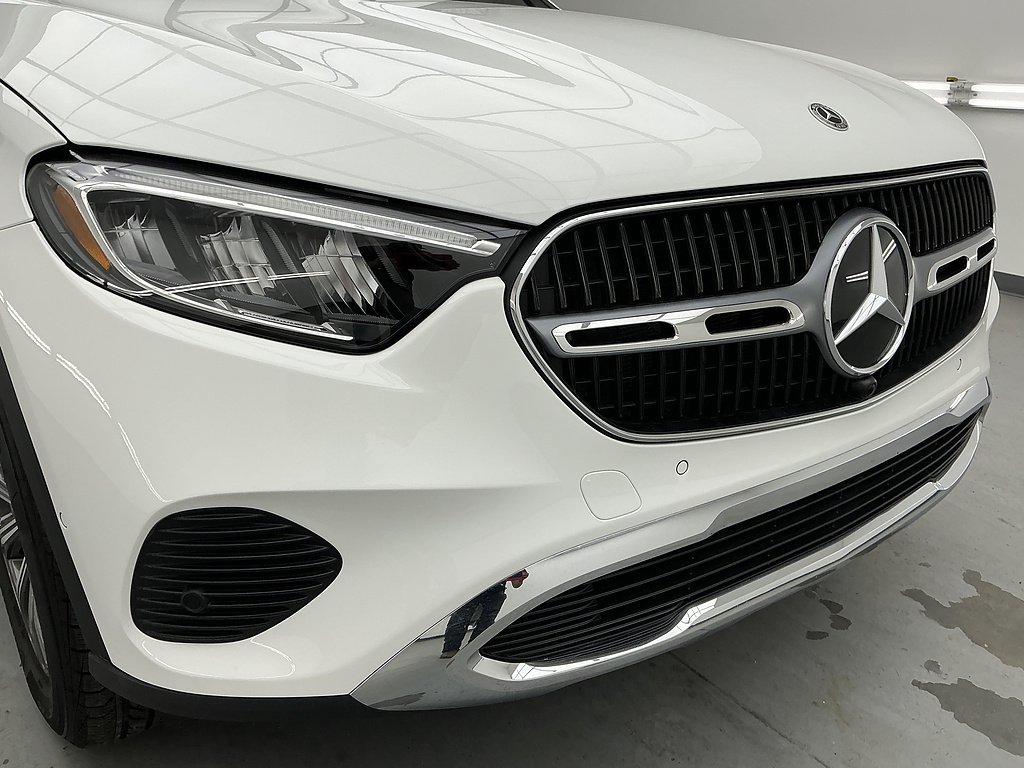 Used 2024 WHITE Mercedes-Benz GLC 300 4MATIC® image 26