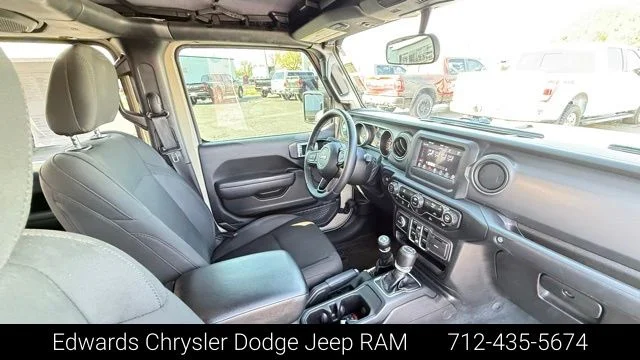 Used 2022 Beige Jeep Willys image 33