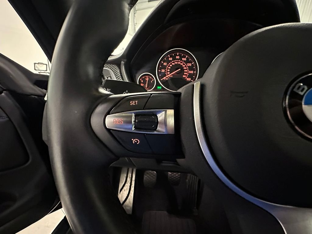 Used 2020 Black BMW 440i xDrive image 30