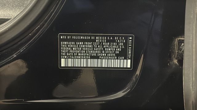 Used 2017 Black Volkswagen 1.8T SEL image 27