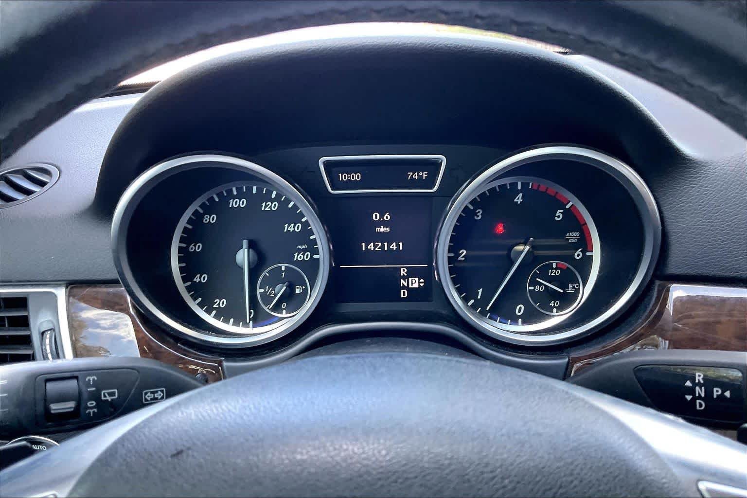 Used 2012 Iridium Silver Metallic Mercedes-Benz ML 350 BlueTEC® image 24