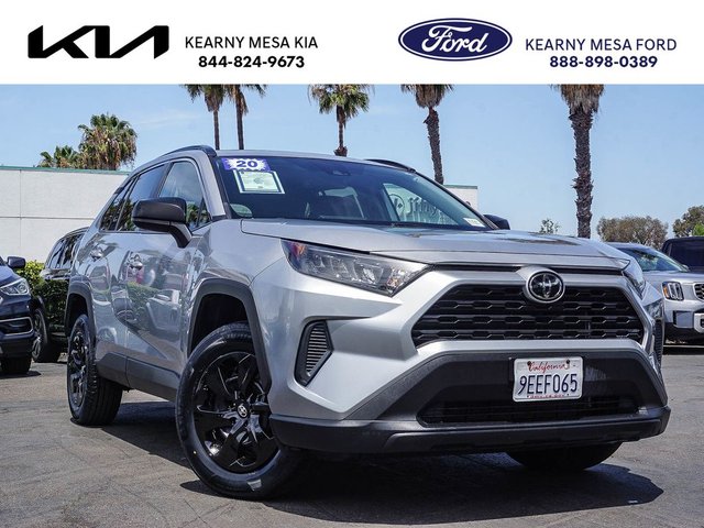 2020 Toyota RAV4 LE