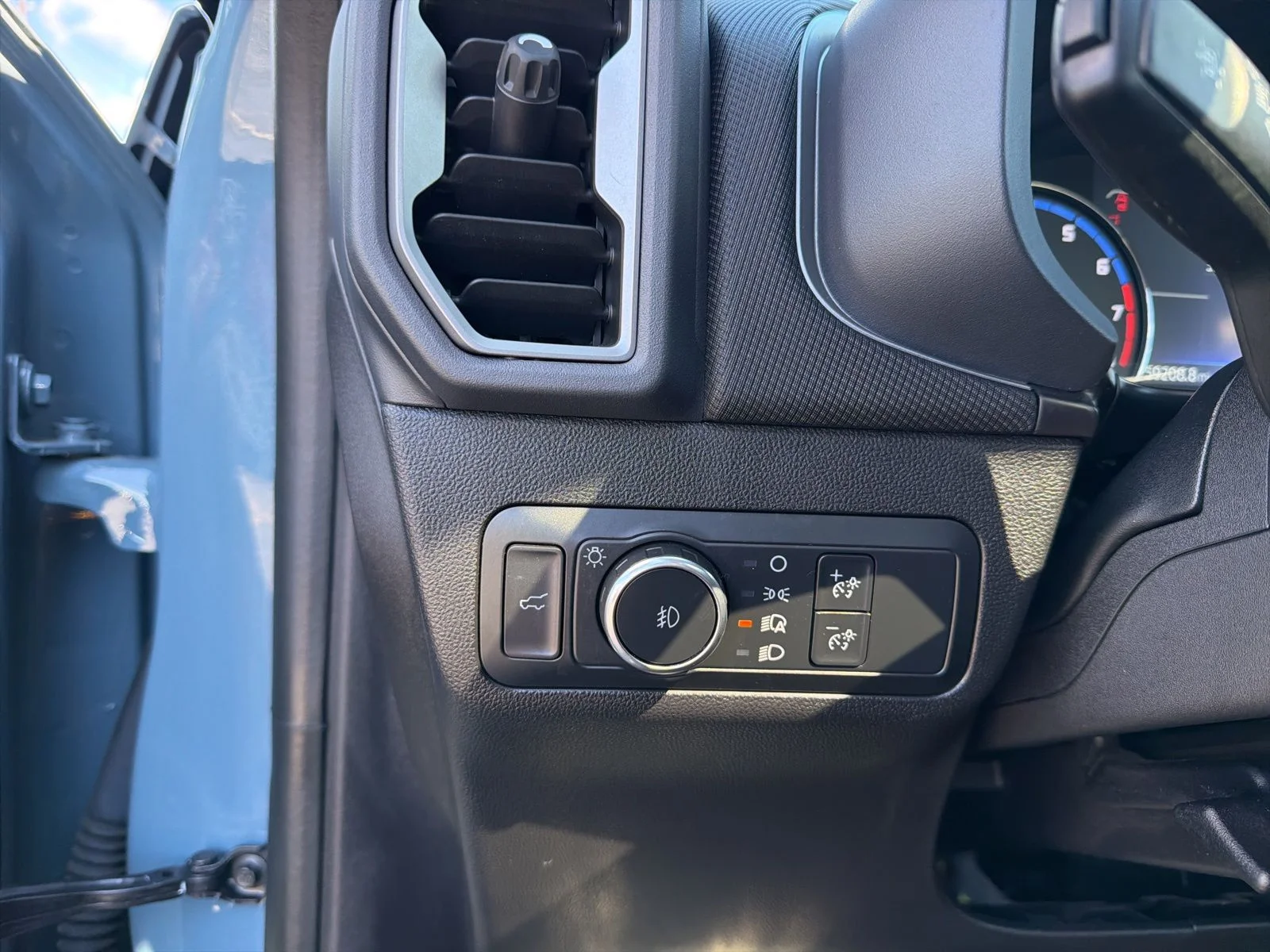 Used 2022  Ford Outer Banks image 20