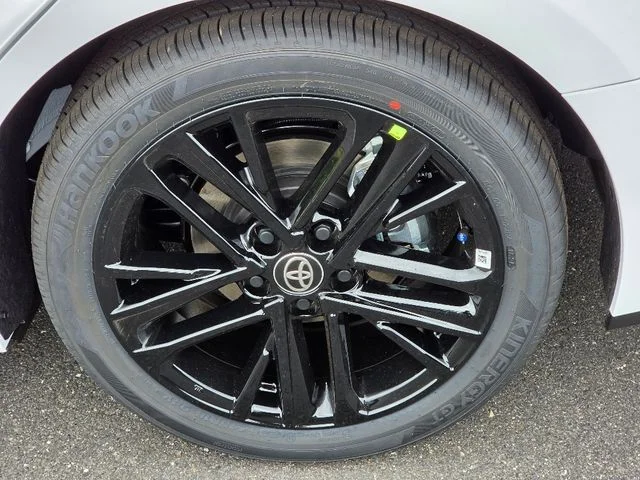 New 2026 Ice Cap Toyota SE image 6