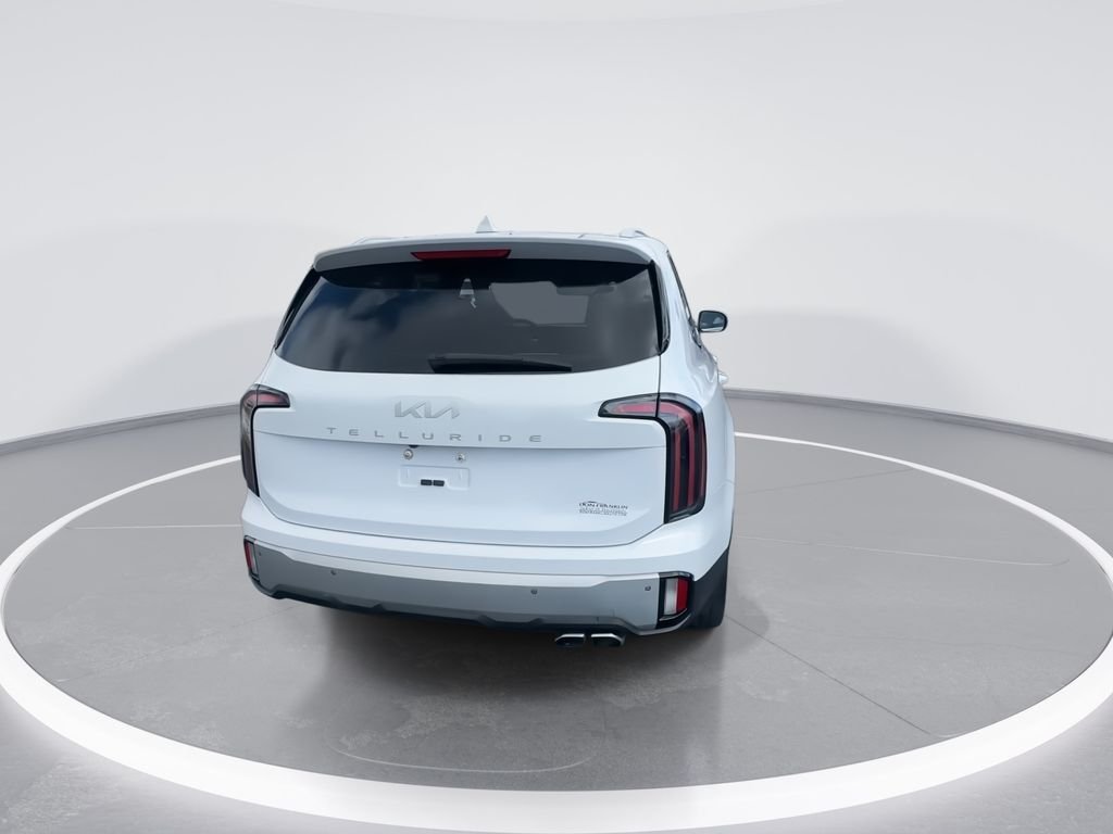 Used 2024 Glacial White Pearl Kia EX image 7