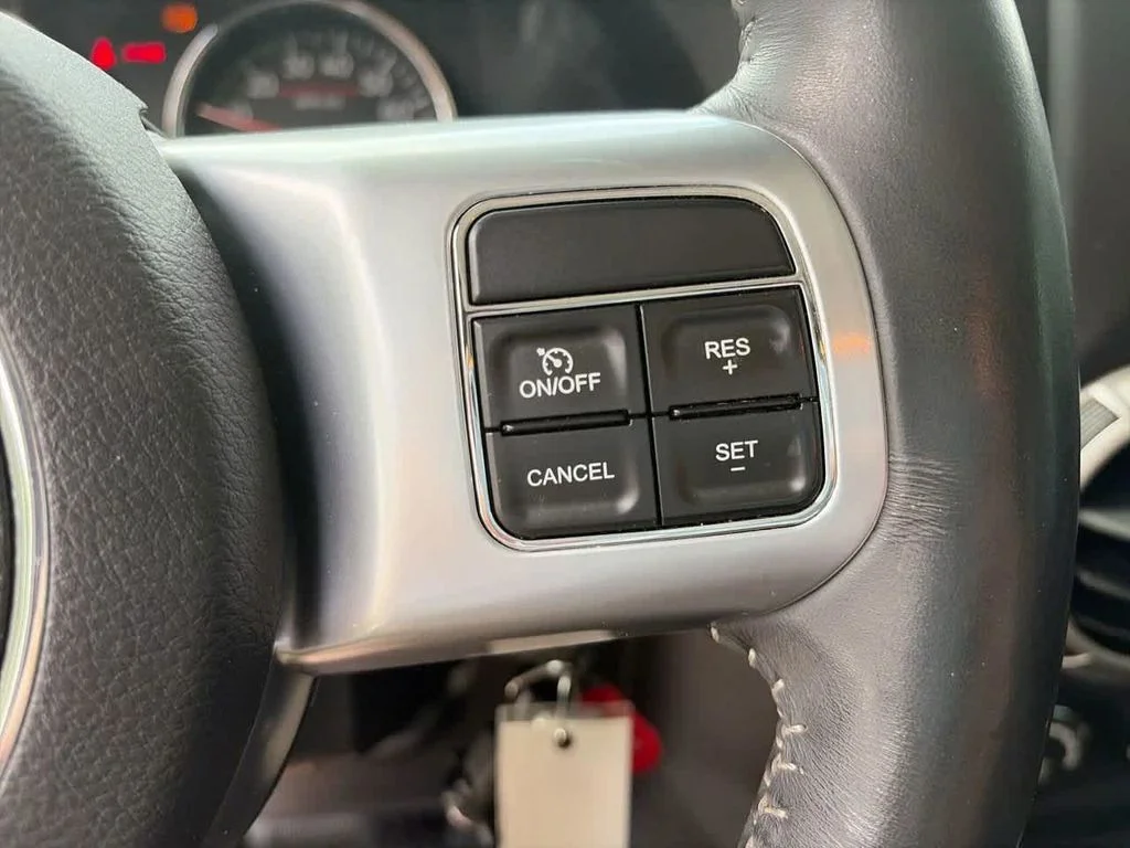 Used 2016 White Jeep Unlimited Rubicon image 24