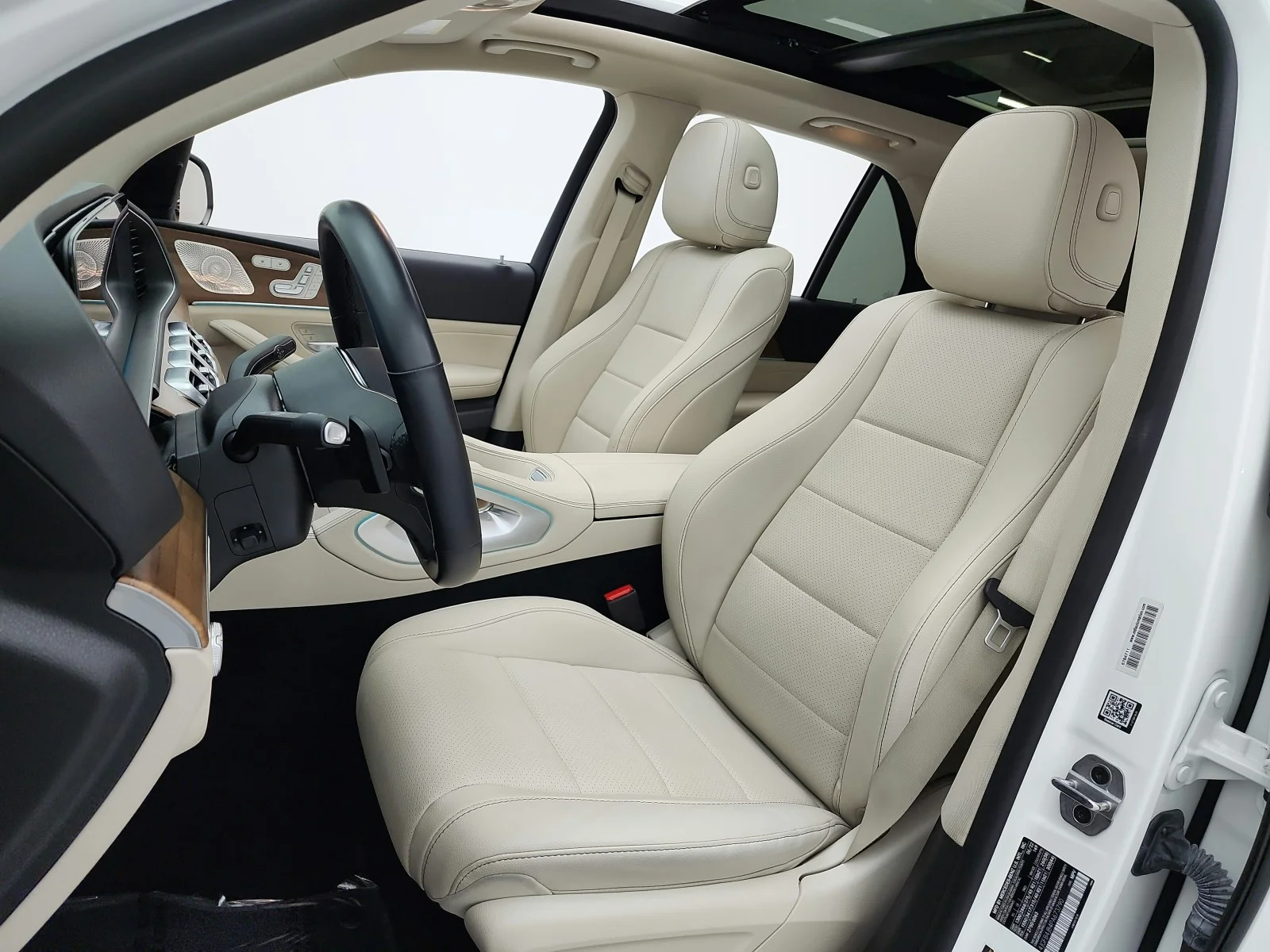 Certified Used 2023 Polar White Mercedes-Benz GLE 350 SUV image 10