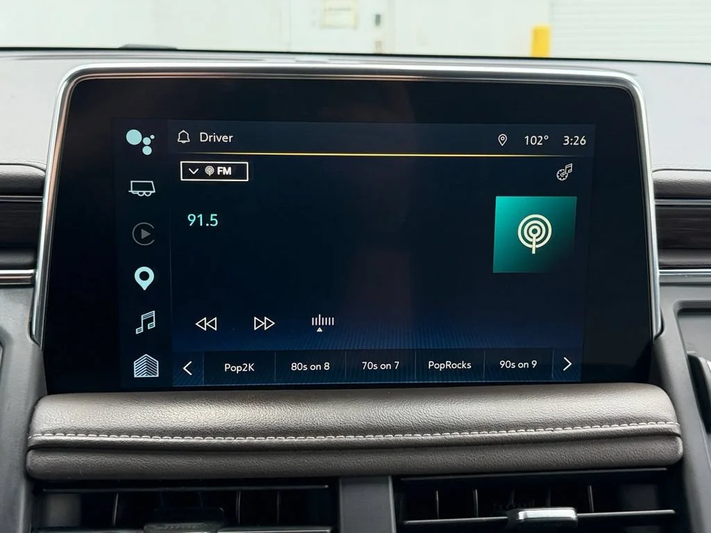 Used 2022 Summit White Chevrolet LT image 20