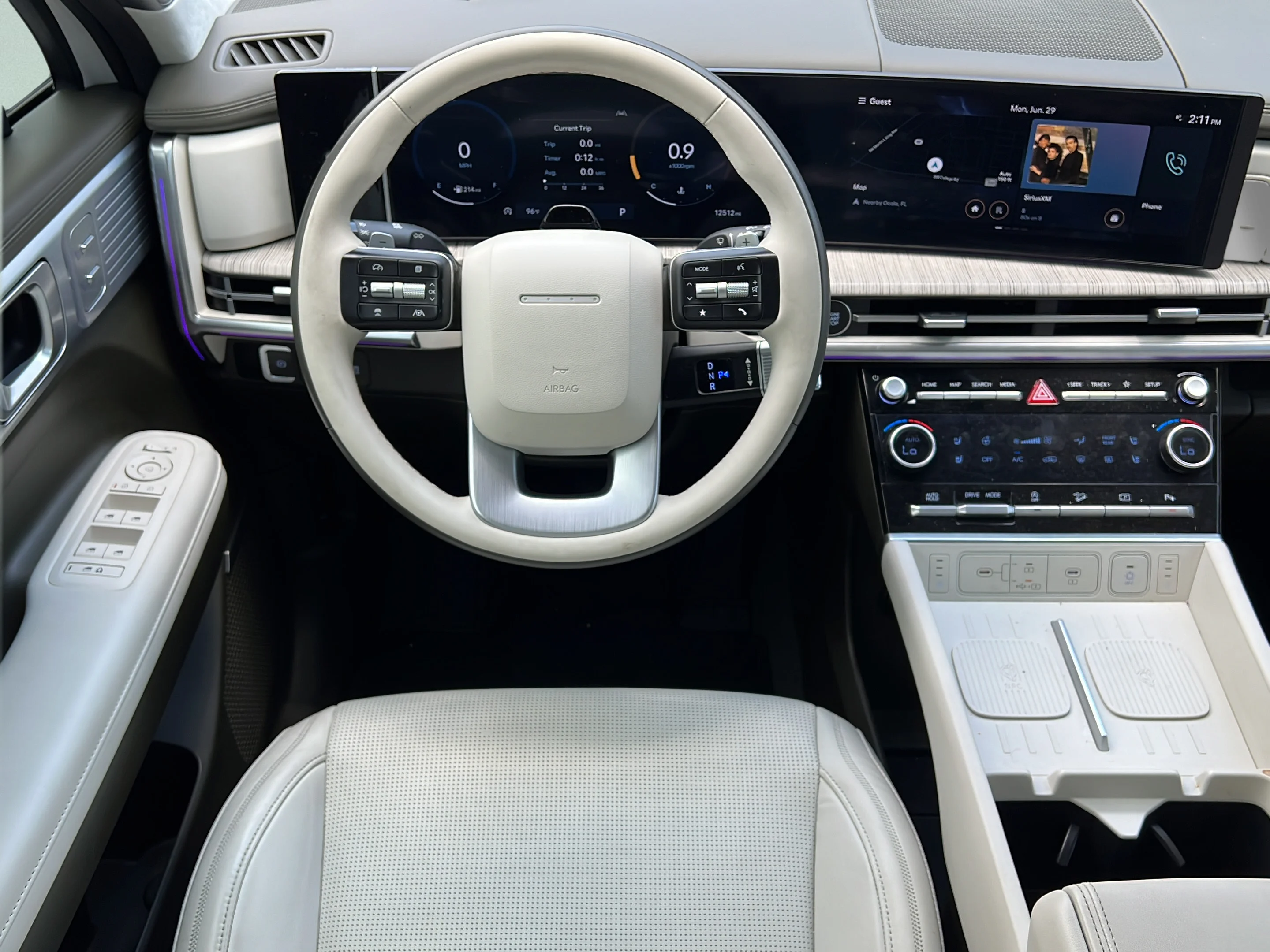 Used 2024 Serenity White Hyundai Calligraphy image 12