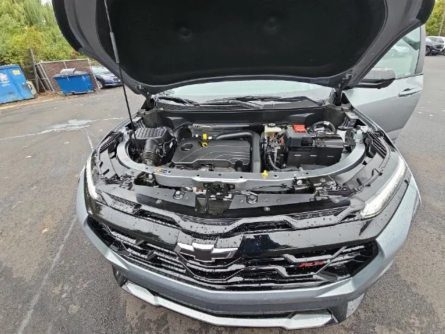 Used 2025 Gray Chevrolet RS image 32